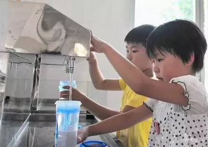 中小學直飲水設備全覆蓋